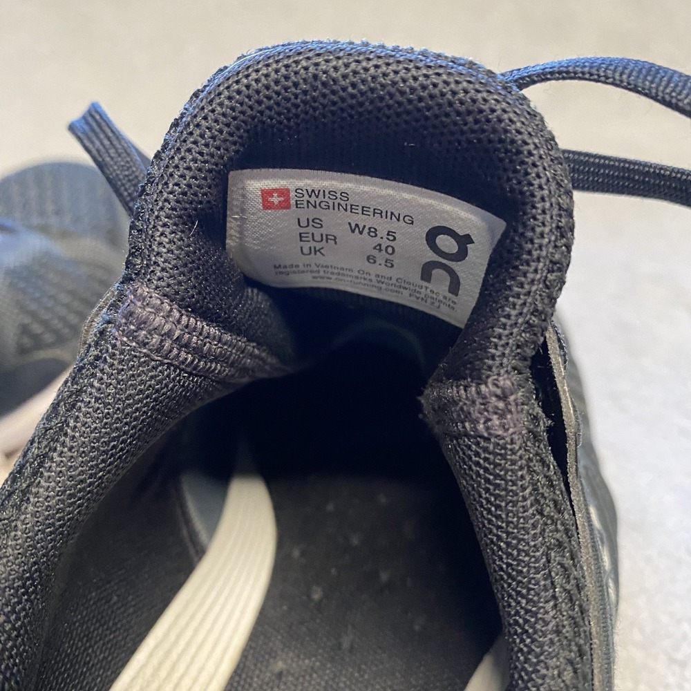 On Running‎ Cloudswift Womens 8.5 Black Gray Shoes Comfort Athletic - Picture 14 of 14